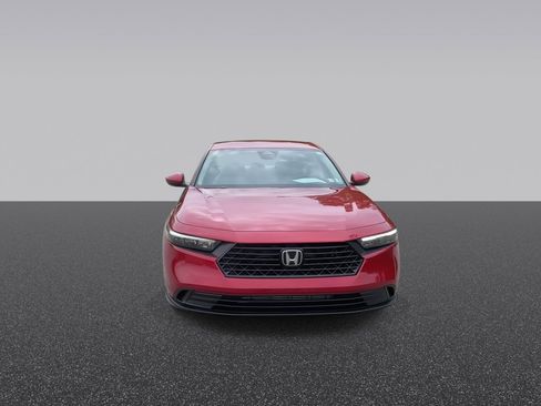 Certified 2025 Honda Accord LX image 4