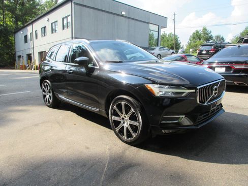 Used 2018 Volvo XC60 T5 Inscription w/ Convenience Package AWD/4WD image 3