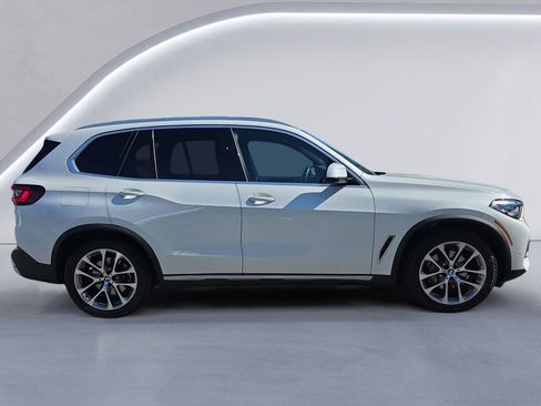 Certified 2023 BMW X5 xDrive40i AWD/4WD image 3