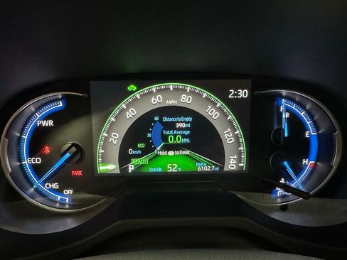 Used 2025 Toyota RAV4 LE image 23