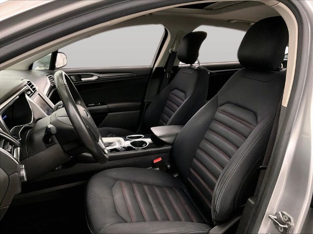 Used 2013 Ford Fusion SE FWD image 25
