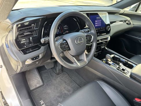 Certified 2025 Lexus RX 350 FWD image 22