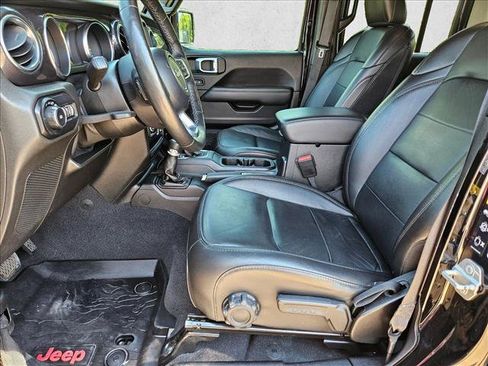 Used 2021 Jeep Wrangler Unlimited Sahara AWD/4WD image 16