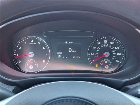 Used 2020 Kia Sorento AWD V6 image 10