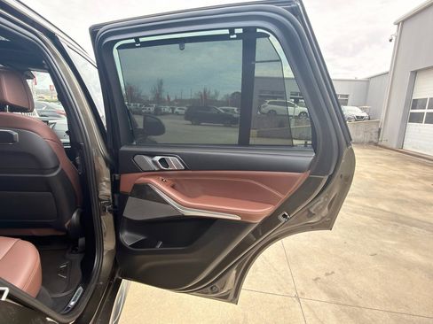 Used 2026 BMW X5 sDrive40i w/ M Sport Package image 17