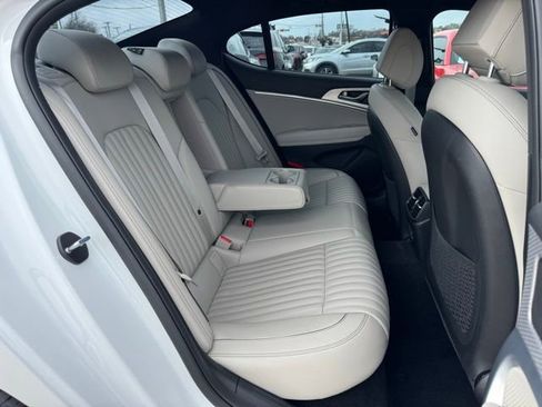 Used 2023 Genesis G70 2.0T w/ Sport Prestige Package image 25