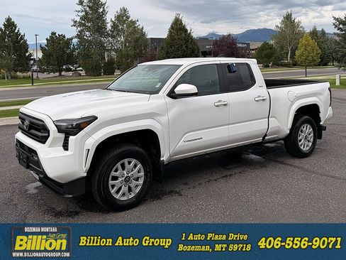 Used 2026 Toyota Tacoma SR5 AWD/4WD image 1