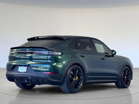 New 2026 Porsche Cayenne Turbo GT AWD/4WD image 8