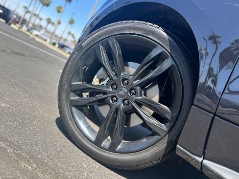 Used 2019 Ford Edge ST w/ Equipment Group 401A AWD/4WD image 5