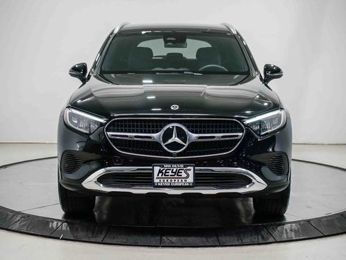 Used 2025 Mercedes-Benz GLC 300 GLC 300 image 6