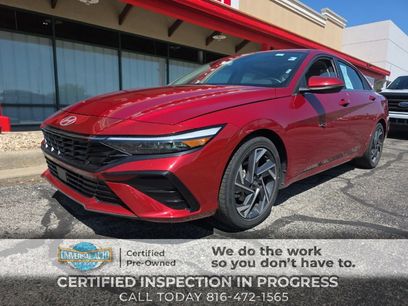 Used 2025 Hyundai Elantra Limited