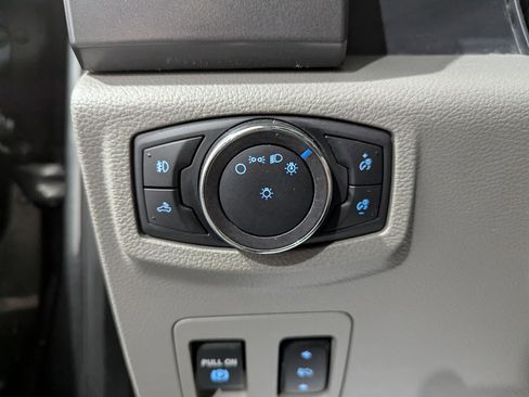 Used 2018 Ford F150 XLT w/ Equipment Group 302A Luxury image 14