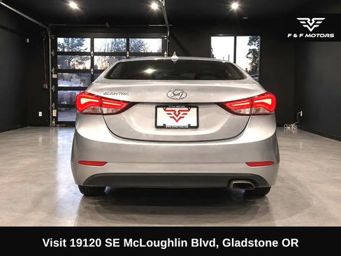 Used 2015 Hyundai Elantra Sport FWD image 4