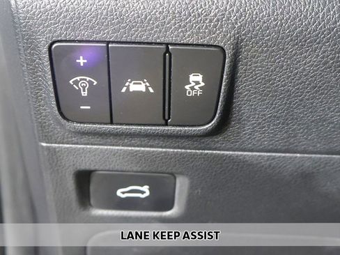 Used 2023 Kia K5 LXS FWD image 4