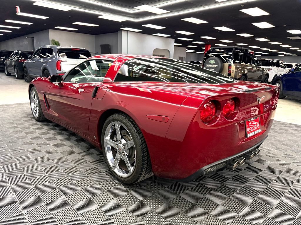Used 2007 Chevrolet Corvette Coupe w/ Preferred Equipment Group RWD image 11