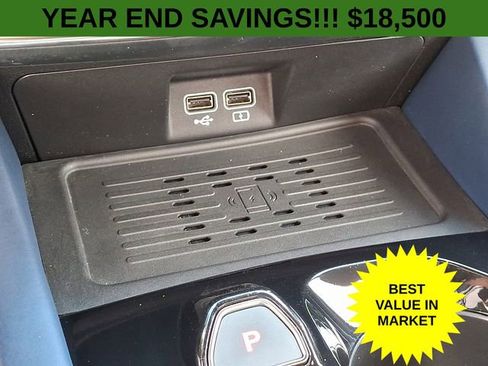 Used 2023 VinFast VF 8 Plus image 30