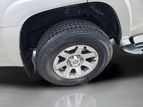 Used 2014 Toyota 4Runner Trail image 14