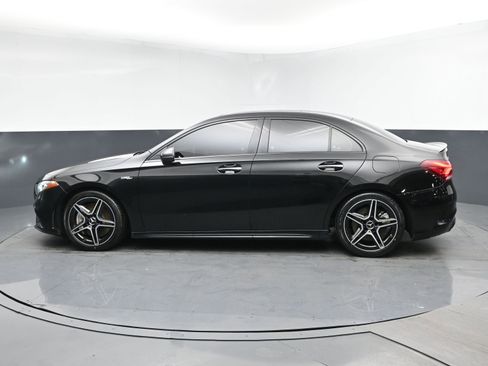 Used 2020 Mercedes-Benz A 35 AMG 4MATIC image 4