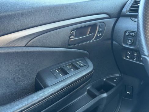 Used 2022 Honda Passport TrailSport image 33