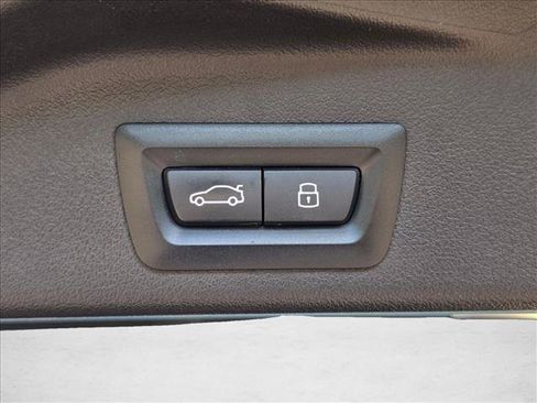 Used 2024 BMW X5 sDrive40i w/ Premium Package RWD image 7