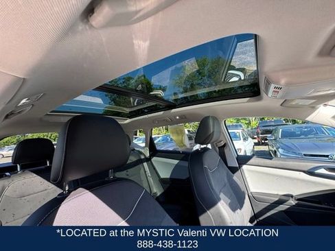 Certified 2023 Volkswagen Taos SE w/ Panoramic Sunroof Package FWD image 28