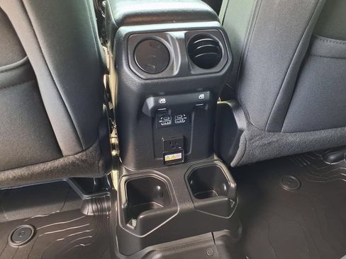 Used 2023 Jeep Wrangler Unlimited Sport AWD/4WD image 14