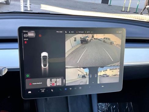 Used 2021 Tesla Model Y Long Range image 25