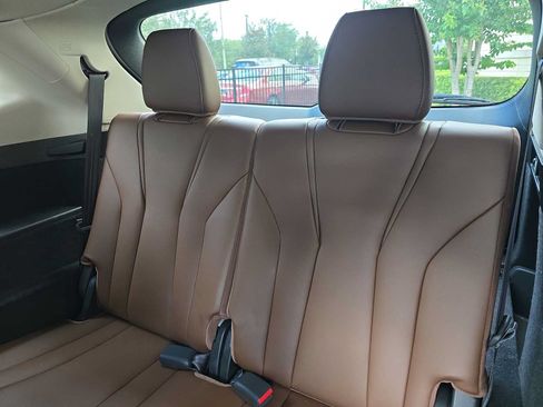 Used 2023 Acura MDX SH-AWD w/ Technology Package image 10