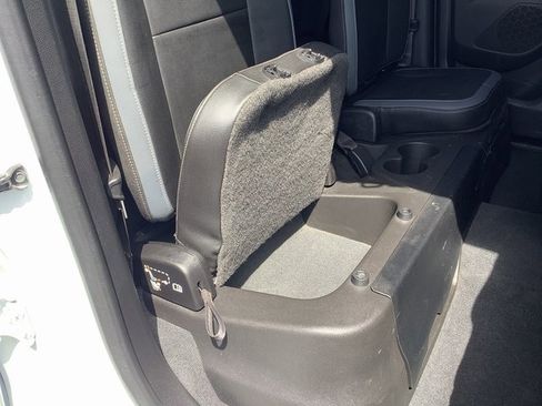 Used 2019 Chevrolet Colorado Z71 image 41