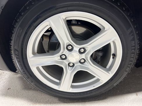 Used 2020 Chevrolet Camaro LT image 39