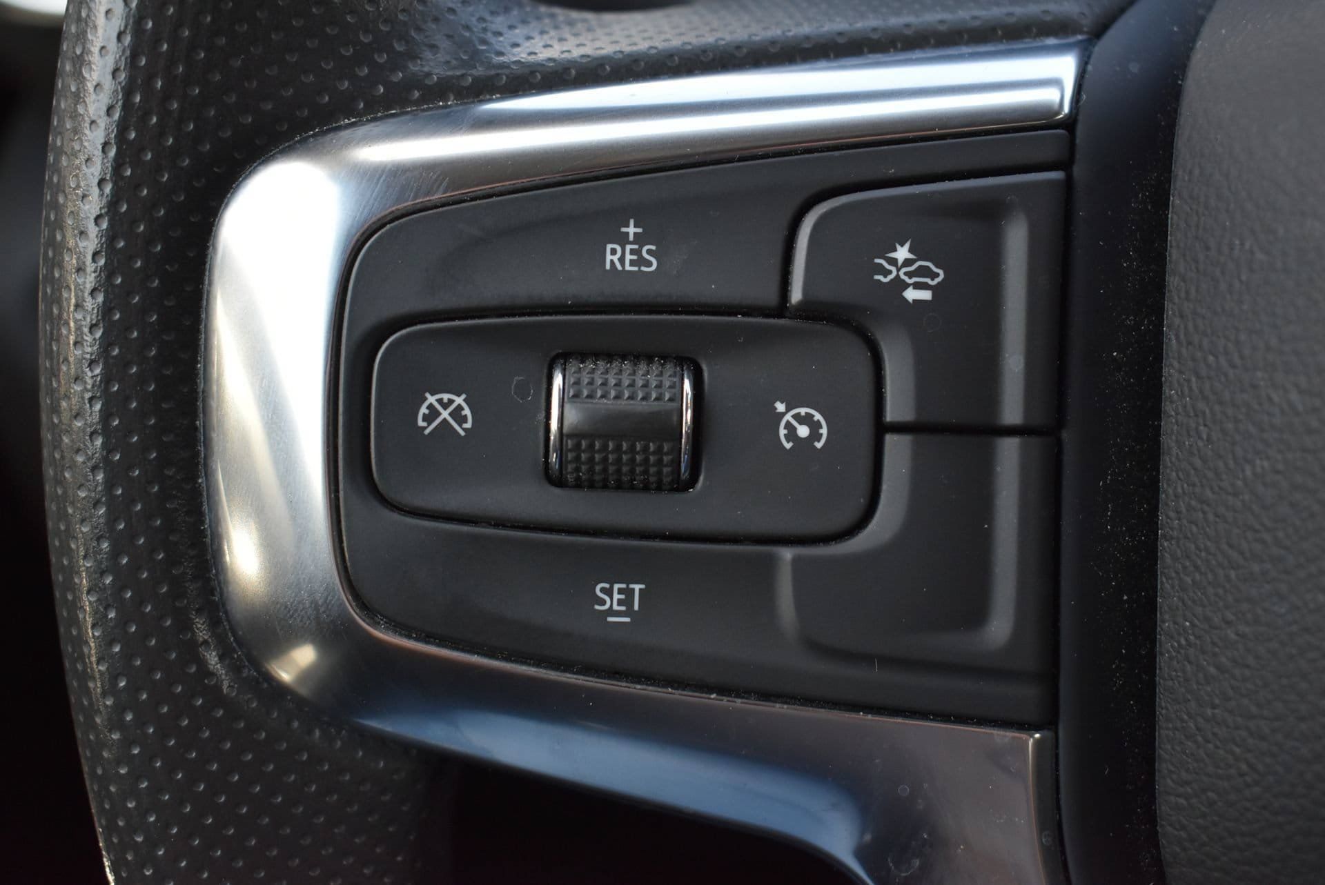 Used 2024 Chevrolet Blazer LT w/ Convenience Package FWD image 18
