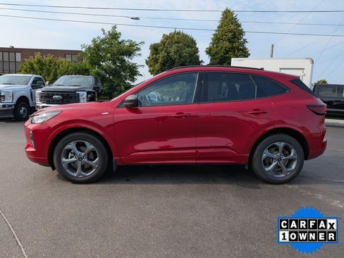 Certified 2023 Ford Escape ST-Line w/ Tech Pack #1 AWD/4WD image 7