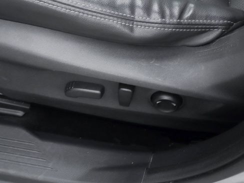 Used 2022 Subaru Outback Limited image 19