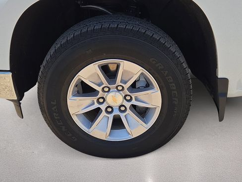 Used 2026 Chevrolet Silverado 1500 LT AWD/4WD image 10