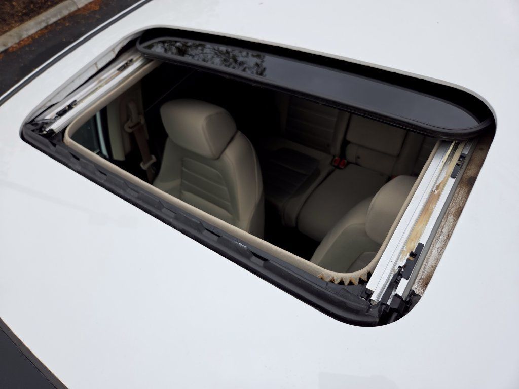 Used 2022 Honda CR-V EX image 4