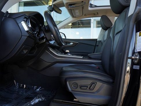 Used 2019 Audi Q8 Premium w/ Convenience Package image 24