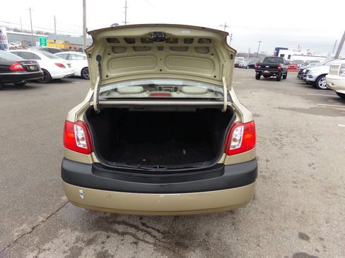Used 2009 Kia Rio LX w/ PWR Pkg image 38