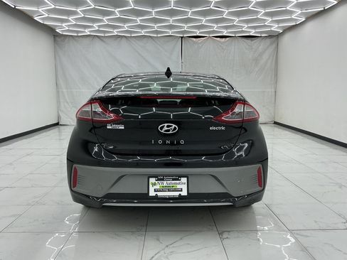 Used 2019 Hyundai Ioniq Limited FWD image 10