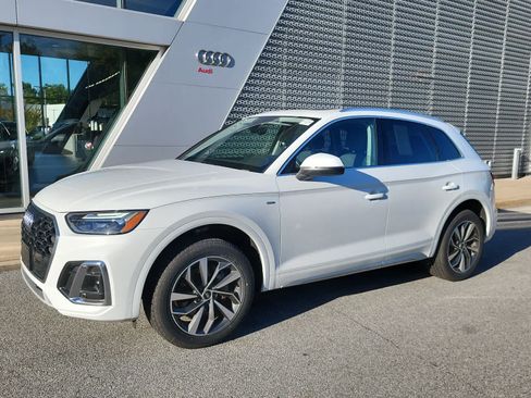 Used 2023 Audi Q5 2.0T Premium Plus w/ Premium Plus Package AWD/4WD image 1