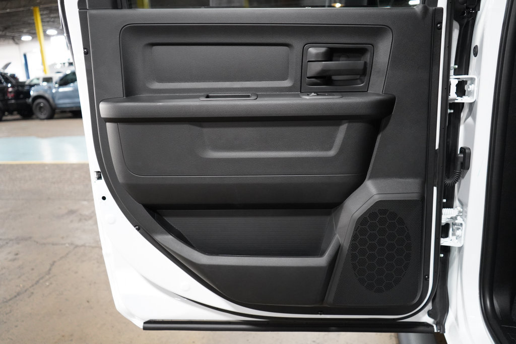 New 2027 RAM 3500 Tradesman AWD/4WD image 29