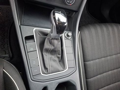 Used 2023 Volkswagen Jetta Sport image 15