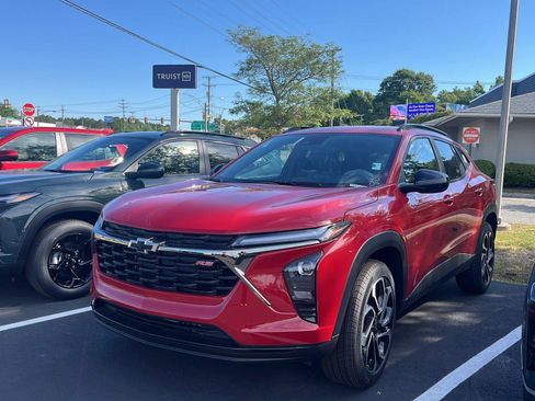 New 2026 Chevrolet Trax RS FWD image 1