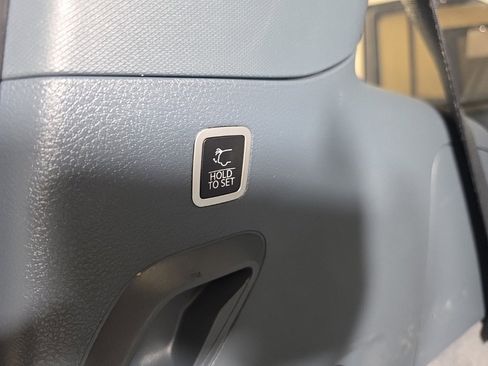 Used 2022 Jeep Grand Wagoneer Series III image 49