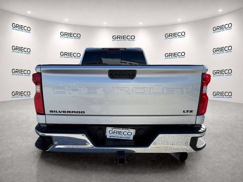 Used 2022 Chevrolet Silverado 2500 LTZ w/ LTZ Plus Package AWD/4WD image 6