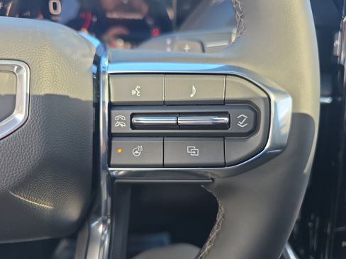 New 2026 GMC Yukon XL Denali w/ Denali Reserve Package image 25