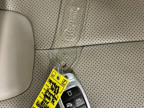 Used 2023 Hyundai Santa Fe SEL Premium AWD/4WD image 25