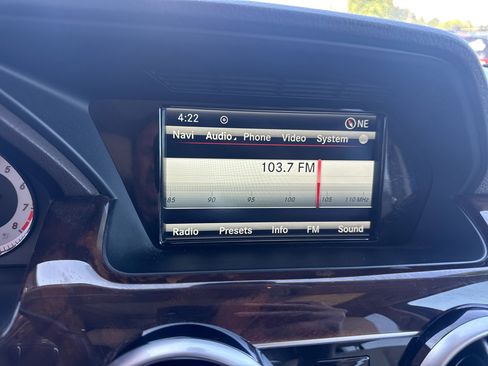 Used 2015 Mercedes-Benz GLK 350 4MATIC image 22