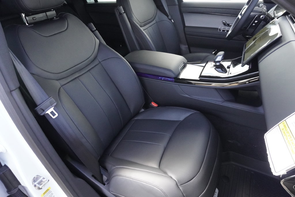 New 2026 Land Rover Range Rover Sport SE AWD/4WD image 24