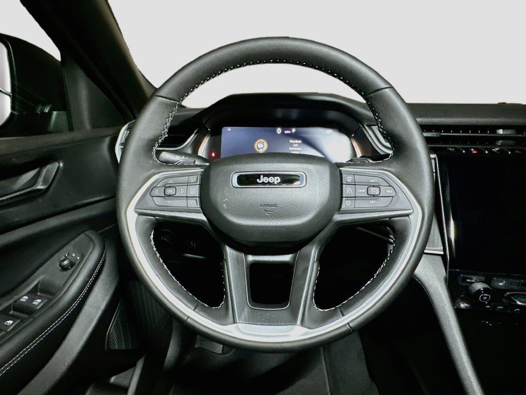 New 2027 Jeep Grand Cherokee 4WD image 7
