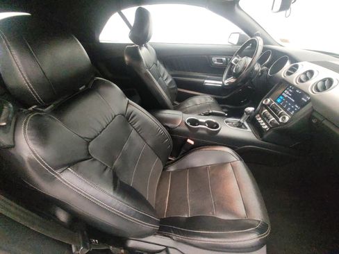 Used 2019 Ford Mustang Premium RWD image 21